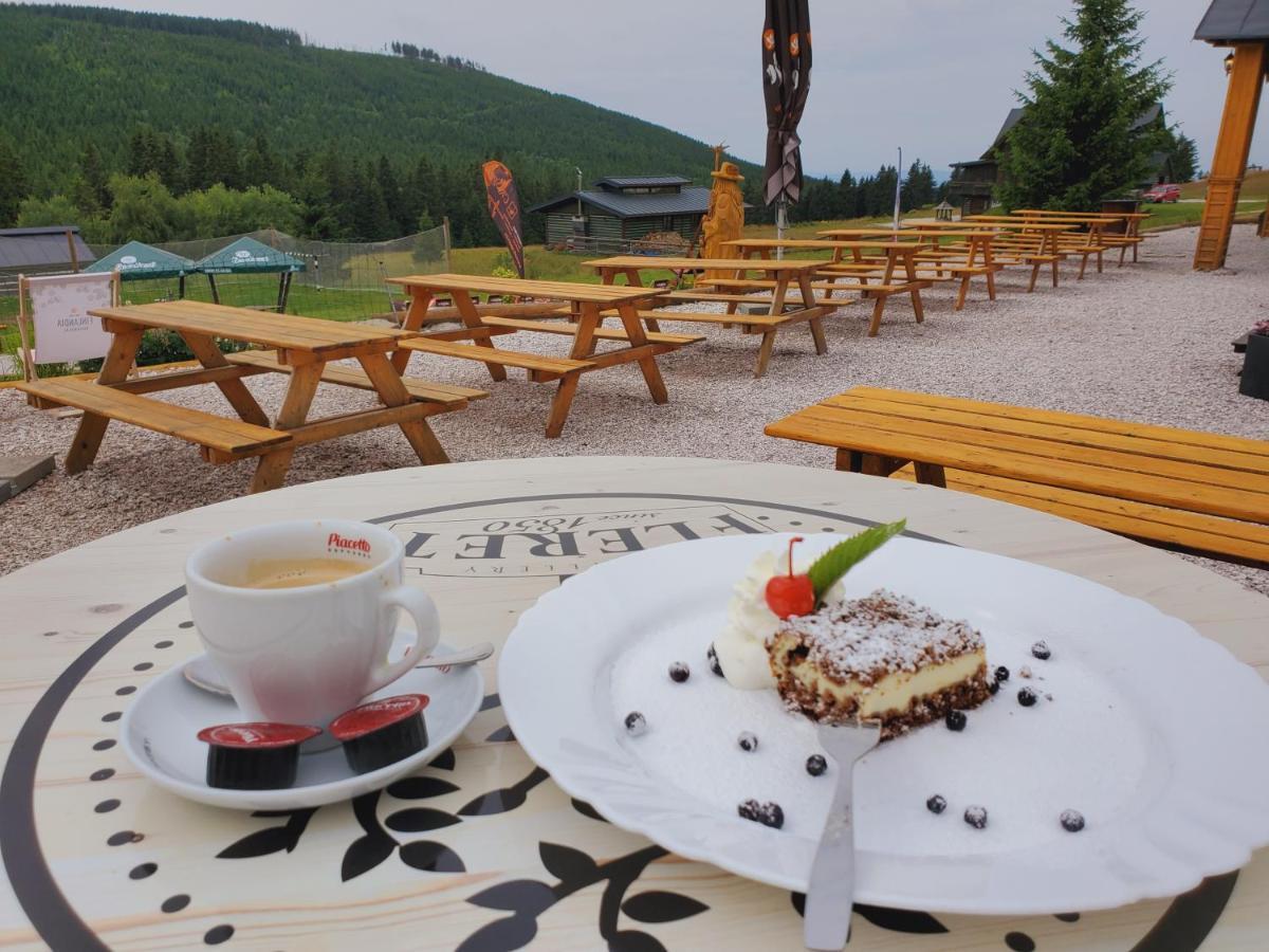 Horsky Hotel Kolinska Bouda Pec pod Sněžkou Buitenkant foto